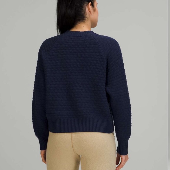 Lululemon Texture Play Cashmere blend sweater - Picture 2 of 4